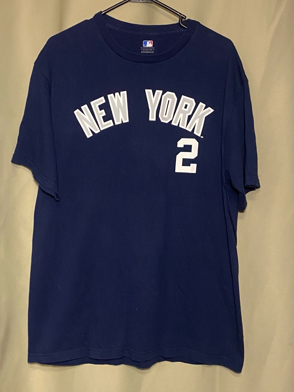 New York Yankees Derek Jeter #2 MLB Baseball Genuine Merchandise  Tee size Large